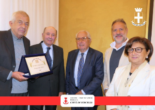 Vercelli - La “Pannocchia di Riso d’Oro” 2025 a Salvador Loring Lasarte di Mundi Riso