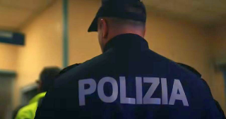 Vercelli - Rubano la borsa a un’anziana in un supermercato: quattro denunciati