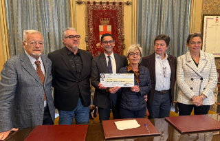 Vercelli – Rotary e Veicoli storici donano 4.200 euro al centro antiviolenza
