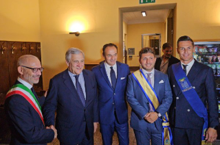 Borgosesia - Il ministro Tajani incontra i sindaci della Valsesia