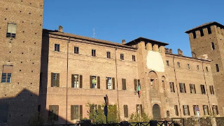 Vercelli - Detenuto aggredisce due agenti durante un’udienza in tribunale